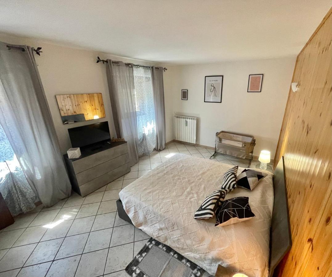 Apartament La Torre Arnad Zewnętrze zdjęcie